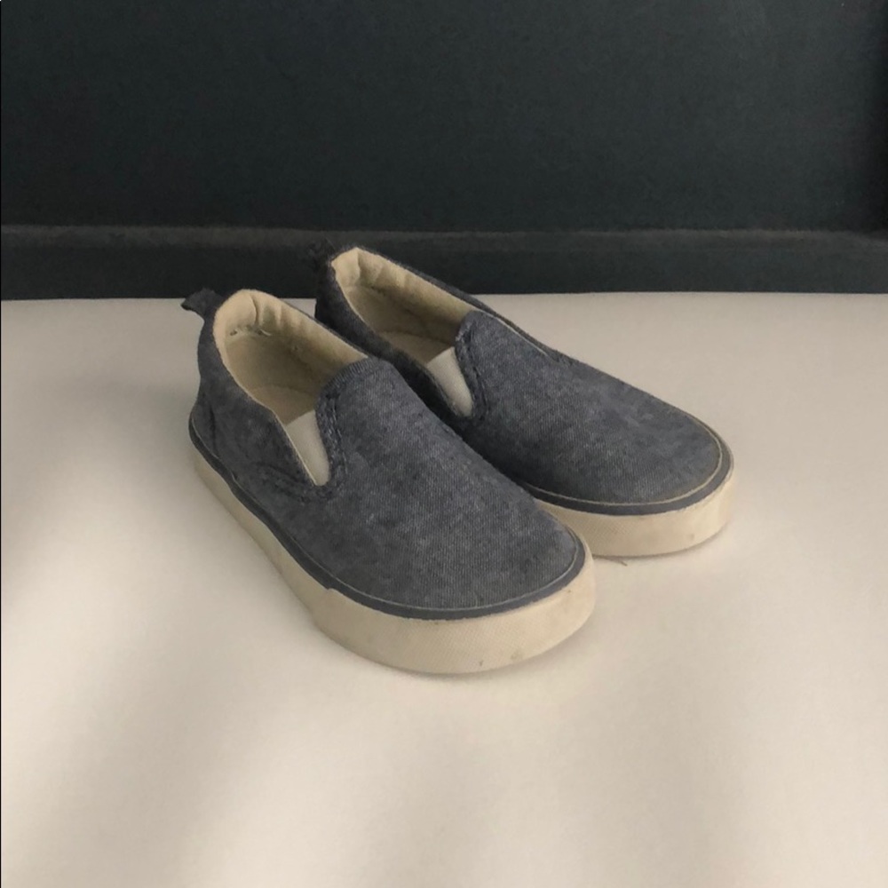 Gap chambray slip on shoes
